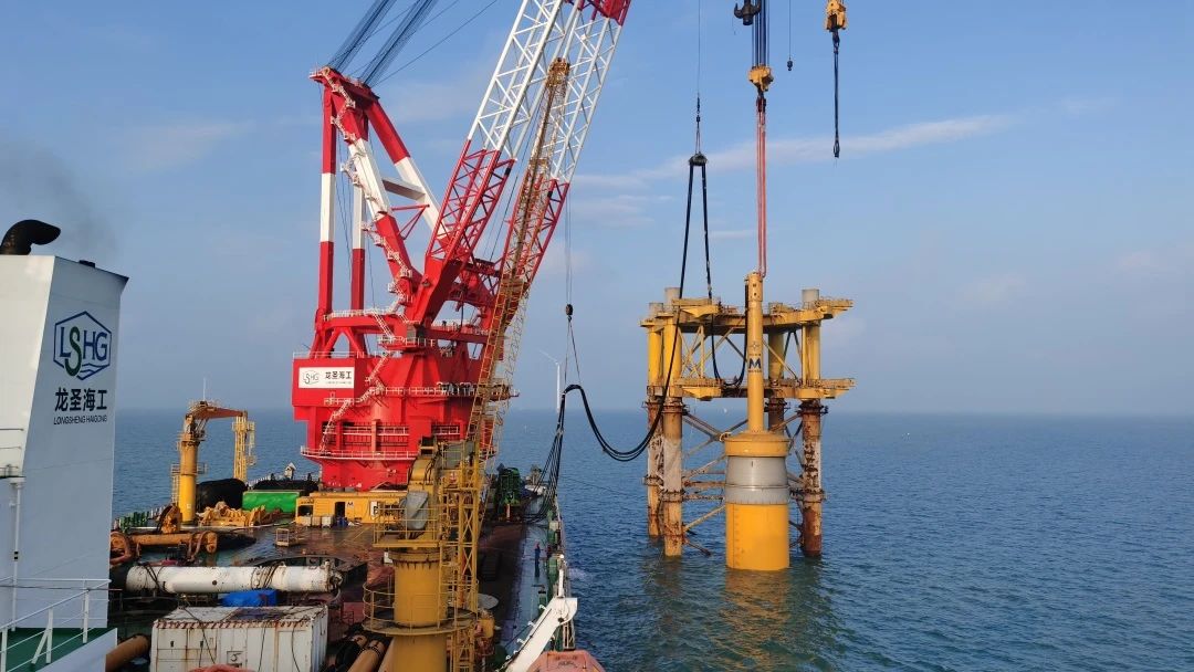 華能臨高海上風電項目順利完成全部基礎(chǔ)沉樁施