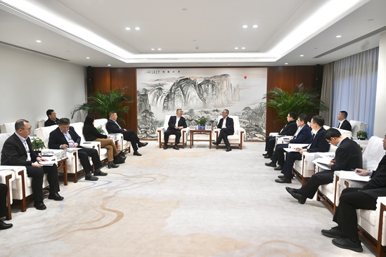 中國電建黨委副書記、總經(jīng)理王斌與中國機電商會黨委書記、會長張鈺晶舉行會談